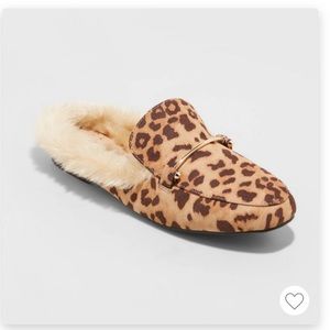 NWT Leopard faux fur mules